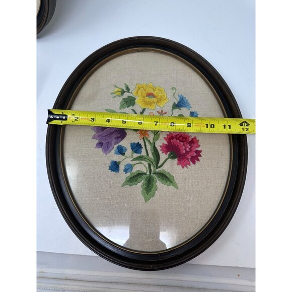 MCM Botanical Embroidery Oval Frame Crewel Floral Wall Art Needlepoint Vtg - Picture 10 of 11